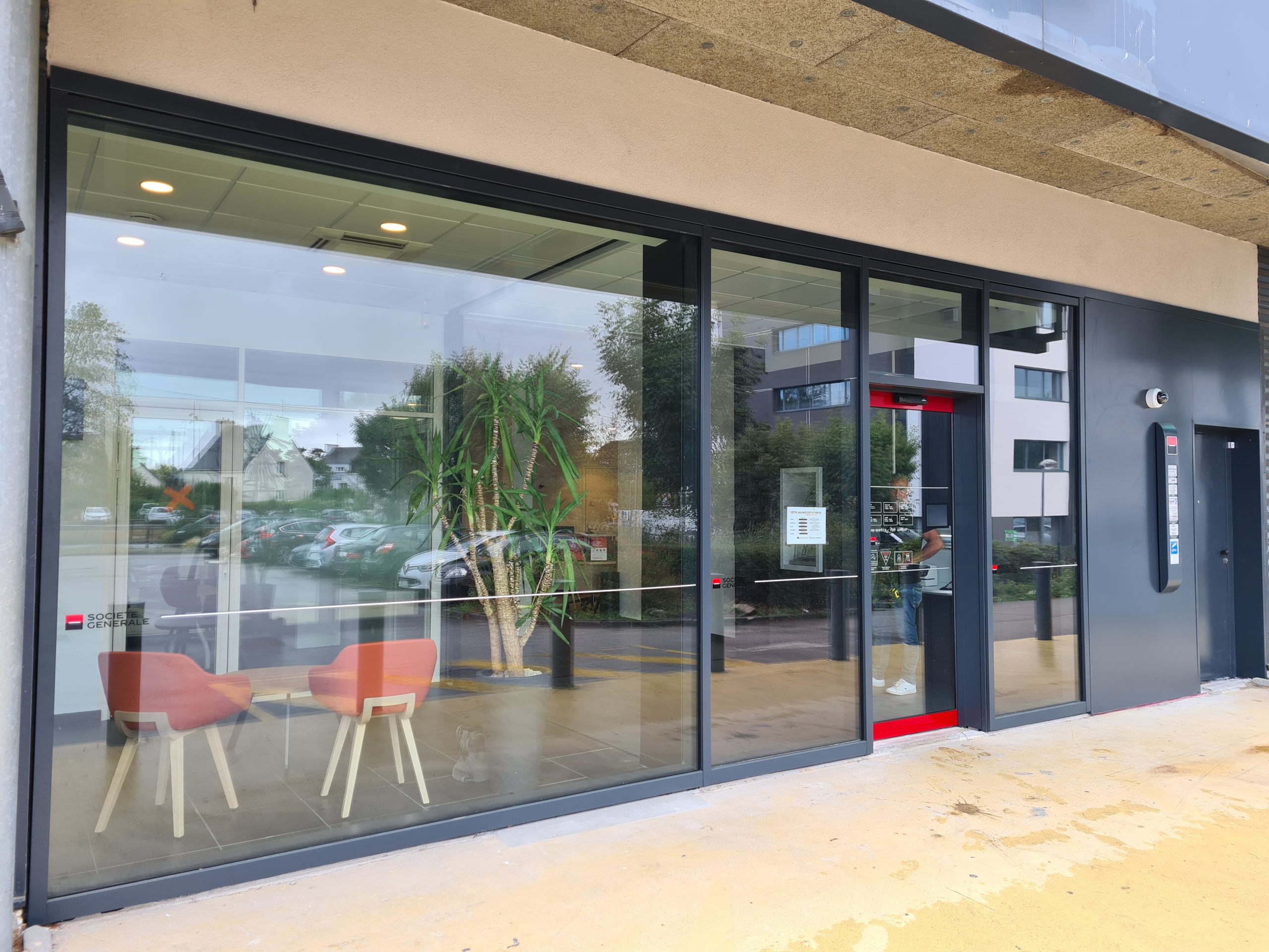 sg vannes ouest facade scaled